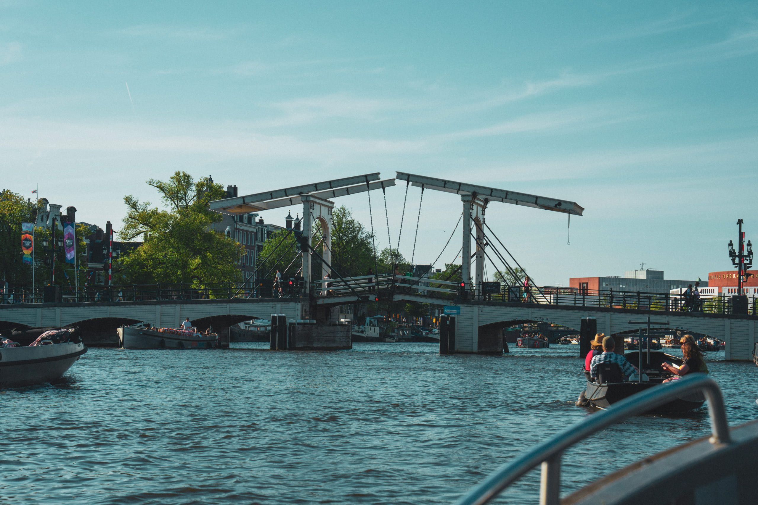 Canal City, photo 3 of 11